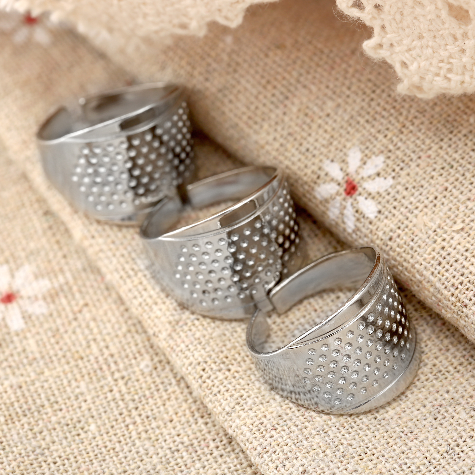 3Pcs/lot Sewing Thimbles Ring  - Mechanical Workshop Tools And Equipment 评论和价格