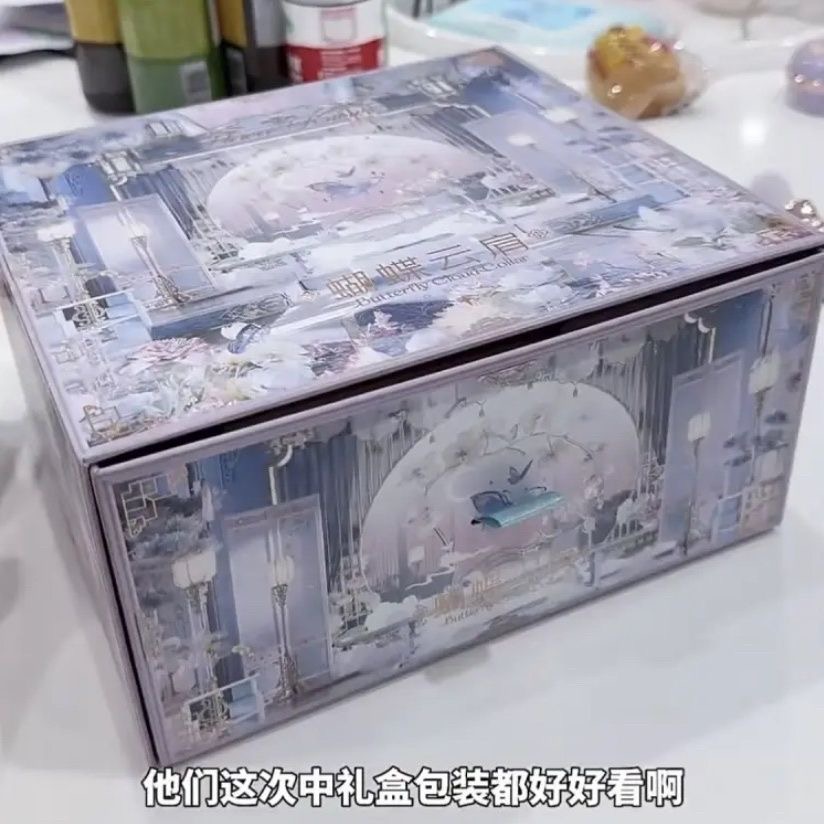 Flower Knows Strawberry Cupid  - Workshop Tools Cabinet 评论和价格